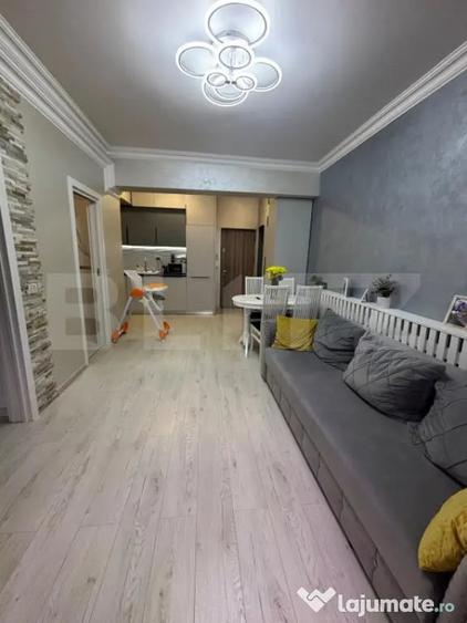 Apartament cu 3 camere decomandat în Obcini