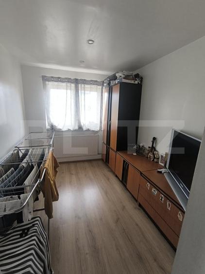 Apartament cu 4 camere decomandat, mobilat în Feldioara