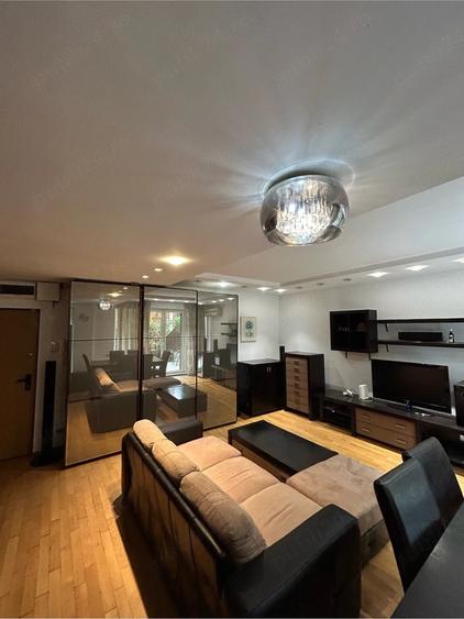 Apartament cu 2 camere semidecomandat în Herăstrău