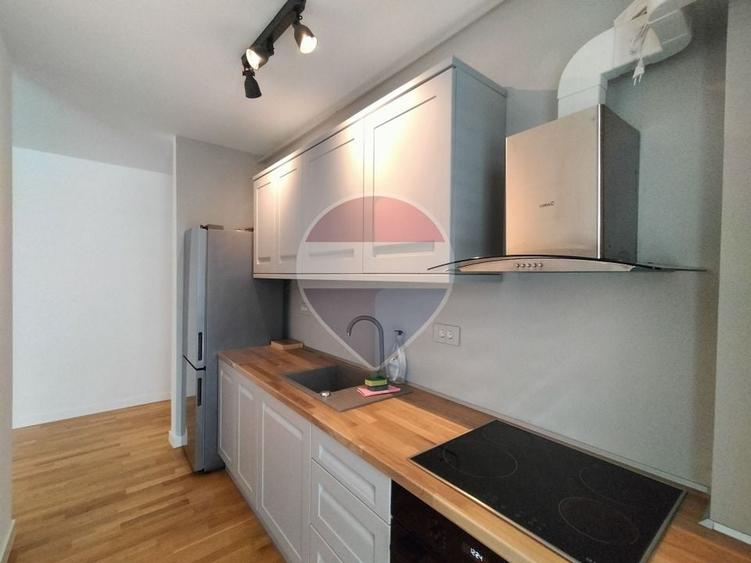 Apartament cu 2 camere decomandat, mobilat în Dacia