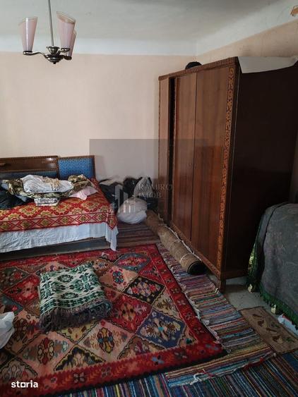 Casă cu 4 camere în Falaștoaca