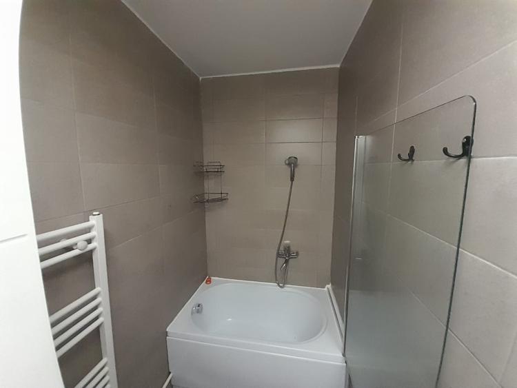 Apartament cu 2 camere decomandat, mobilat în Est