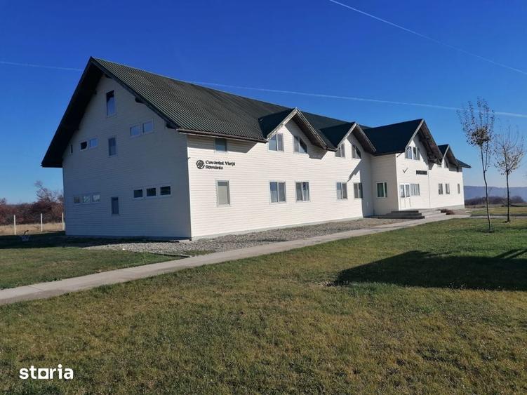 Spațiu comercial, de 2,500 mp, în Micești