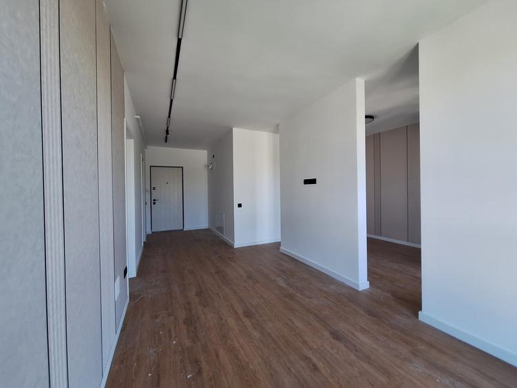 Apartament cu 2 camere, 40 mp, balcon, zona Eroilor - 4