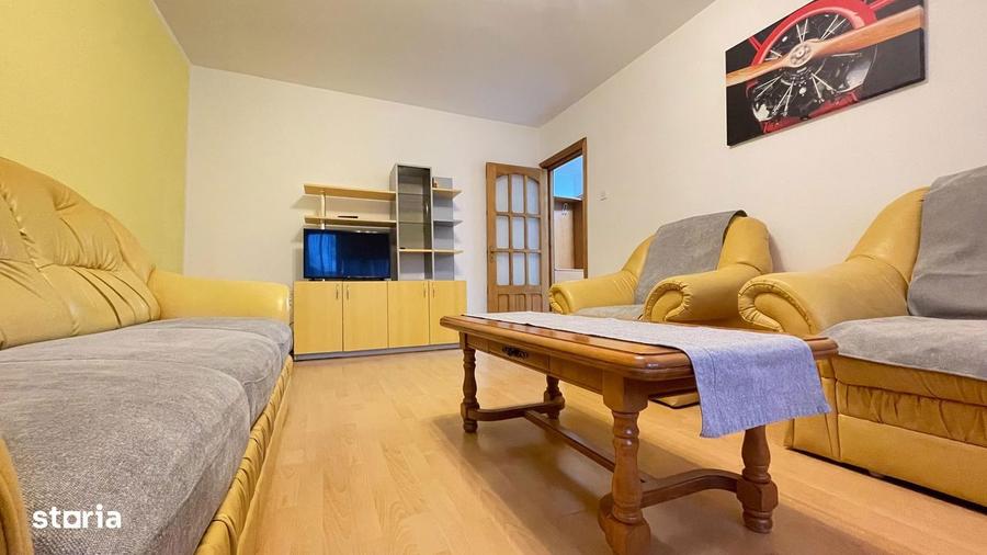 Apartament cu 2 camere decomandat în Nicolina