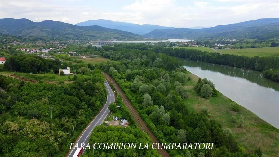 Teren de 3350 mp, în Bogdănești (Bujoreni)