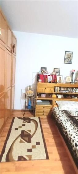 Apartament cu 2 camere semidecomandat, mobilat în Dâmbovița