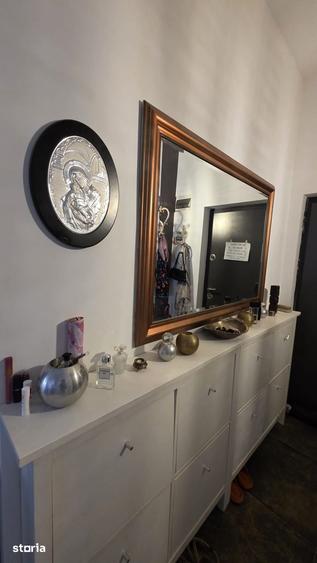 Apartament cu 3 camere în Moșilor
