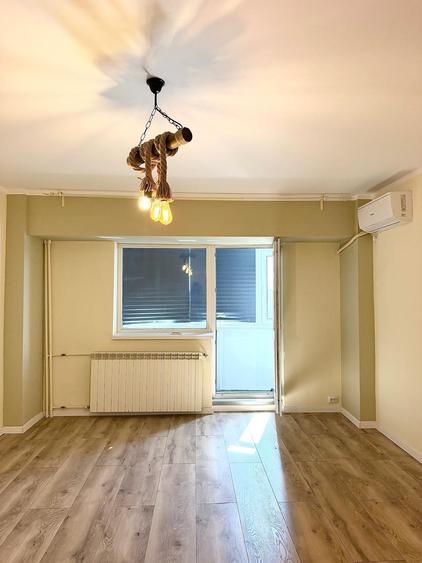 Apartament cu 2 camere decomandat în P-ța Alba Iulia