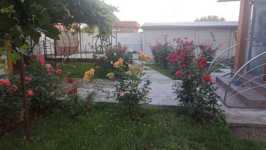 Casă cu 4 camere cu Teren 675 Mp în Central