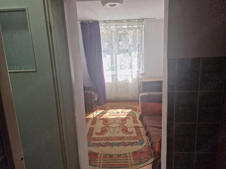 Apartament cu 2 camere semidecomandat în Dărmănești