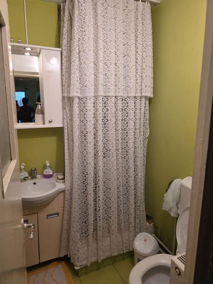 Apartament spatios cu 4 camere, decomandat Etaj 1, strada Gheorghe Lazar, Calarasi - 4