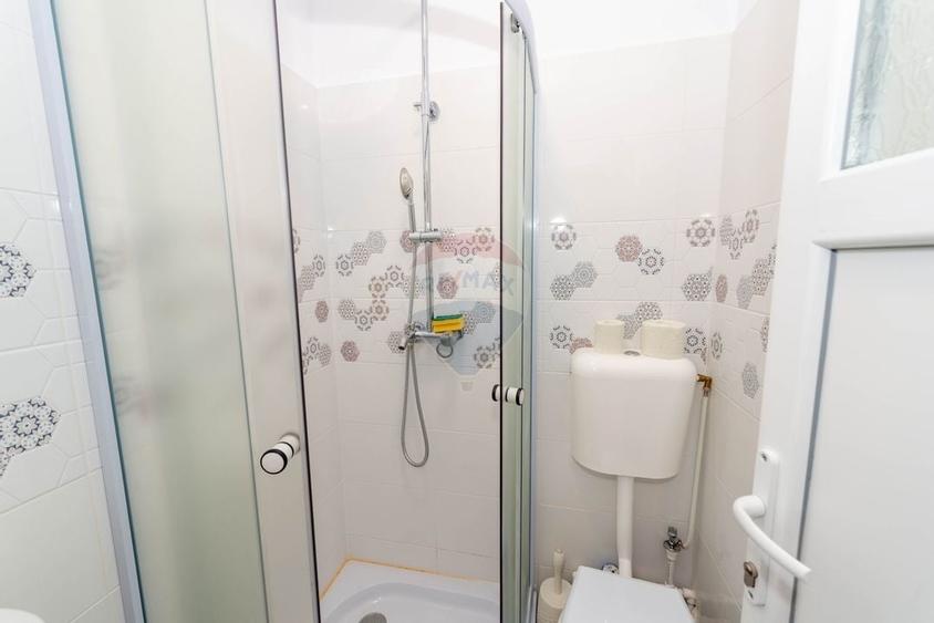 Garsoniera renovata de vanzare strada Mizil zona Trapezului Salajan - 6