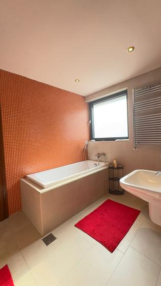 Apartament 3 camere de închiriat – parter înalt, vedere la mare, complex privat - 3