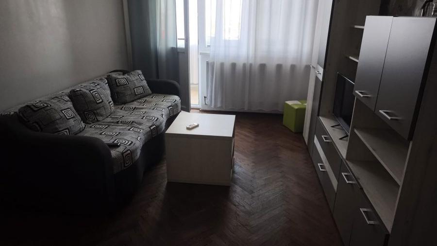 Inchiriez apartament - 2