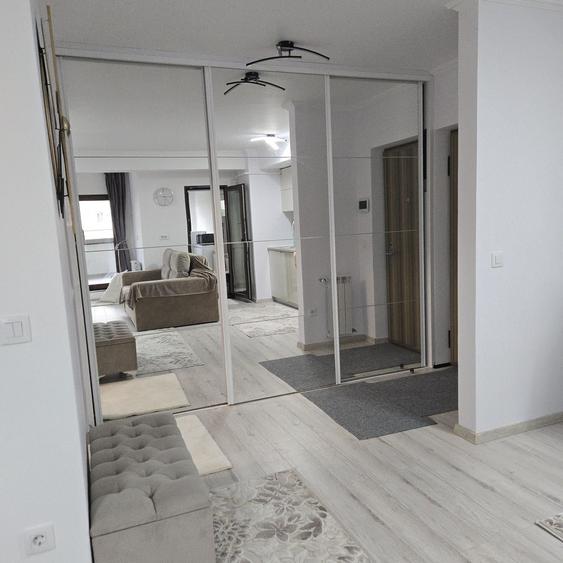 De inchiriat apartament in bloc NOU 0740,583zona central,582 - 3