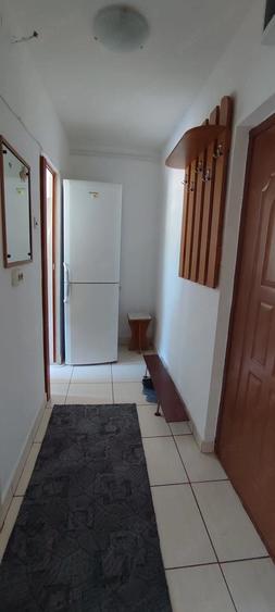 Garsonieră decomandată în Precista