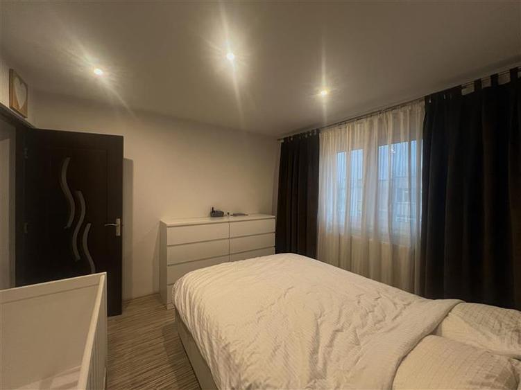 Apartament 2 camere de vanzare Nicolina - C.U.G. - 6