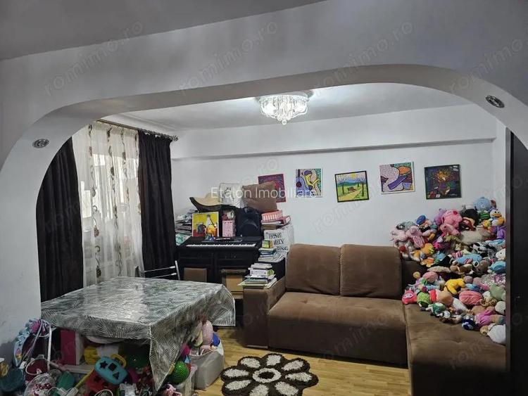 Apartament 2 camere etaj 1, Zona Ciuperca Maratei Apartament 2 camere etaj 1, Zona Ciuperca Maratei