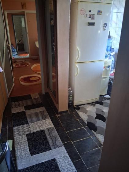 Vand apartament 2 camere semidecomandat Micro 11 - 3