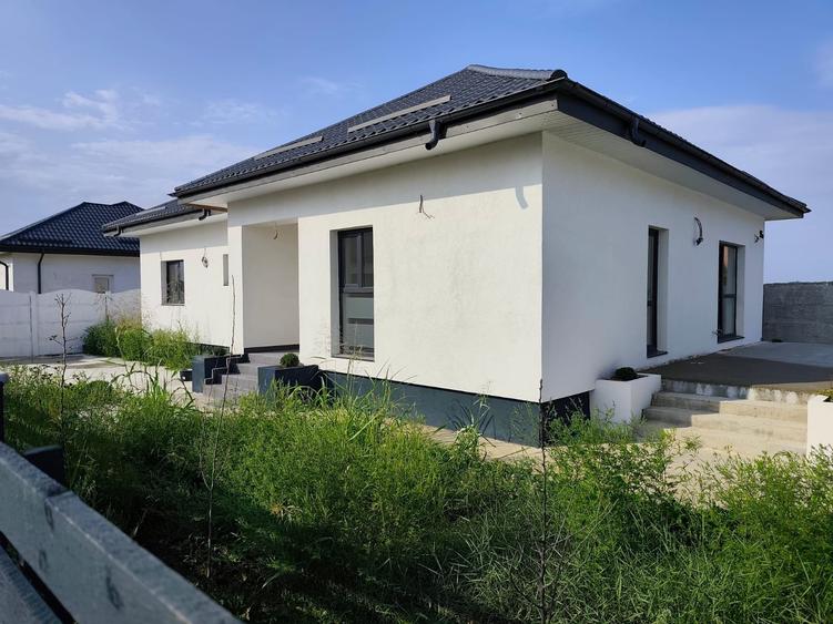 FARA COMISIOANE Sabareni casa cu 4 camere 2 bai PARTER placa drum asfaltat - 24