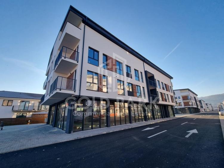 Spatiu Comercial - Zona Floresti - 160 mp - Bloc Nou  - VITRINA MARE - 3