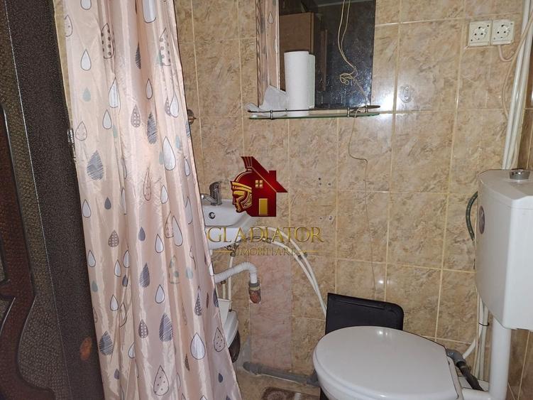 Camera de camin tip garsoniera Frumoasa Poitiers 16.2 mp, disponibila - 9