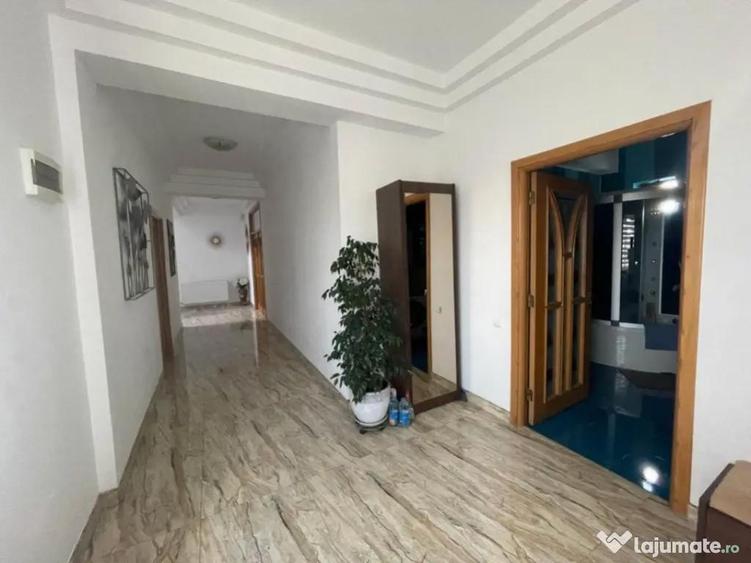 Vila Cu Posbilitate De Investitie - 420 mp - Antiaeriana - 15