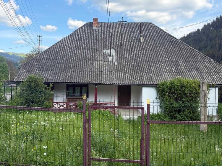casa de vanzare poiana largului,comuna poiana teiului,judetul neamt,romania - 2