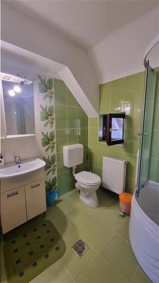 Vila de 8 camere zona centrala Stupini Brasov - 25