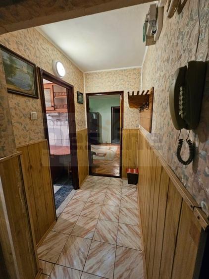 Apartament 3 camere Semidecomandat - Baza 3 - Etaj intermediar - 13