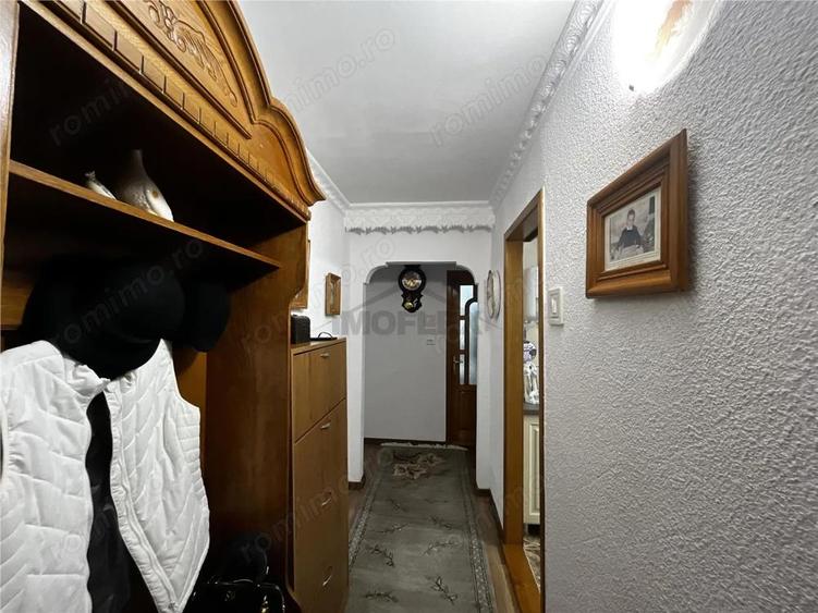 Apartament 2 camere zona Burdujeni,str Tineretului - 8