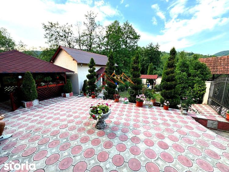 Casa 4 camere, anexe, recent renovata, foisor, teren 781mp, Izvoru, DB - 14