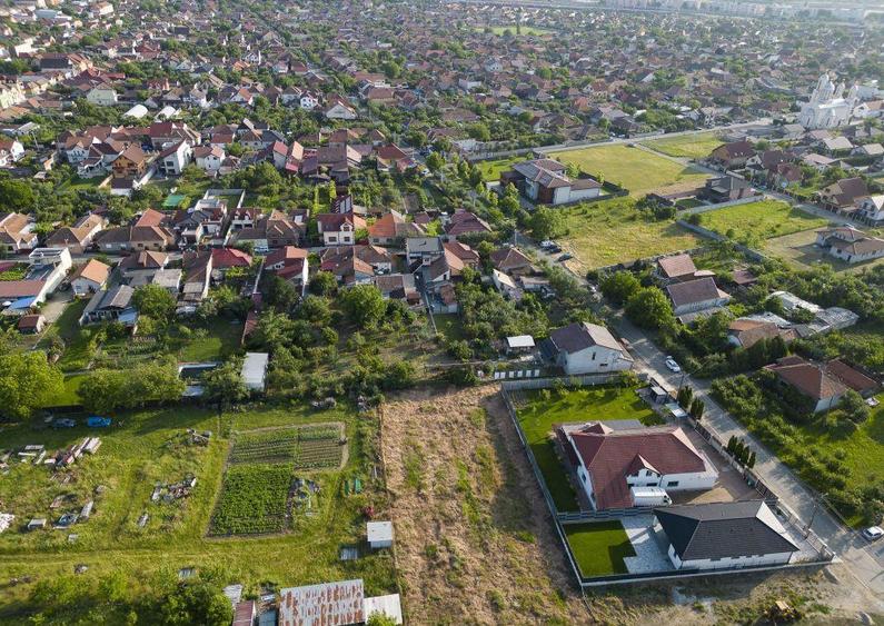 Teren intravilan 668 mp in Gradi?te, Arad - 12