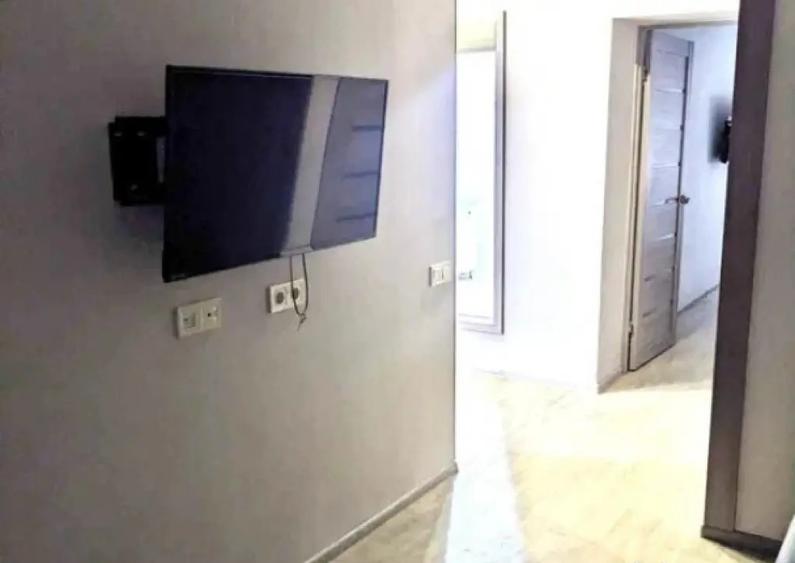 2 Camere zona Titan - 1