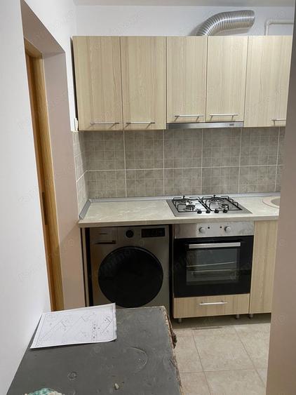 Apartament de vanzare - 4