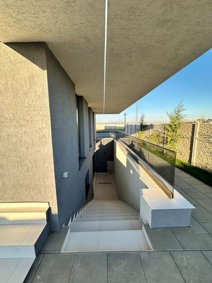 CASE INDIVIDUALE - 4 CAMERE, GARAJ, PANOURI SOLARE, COMISION 0% - 18