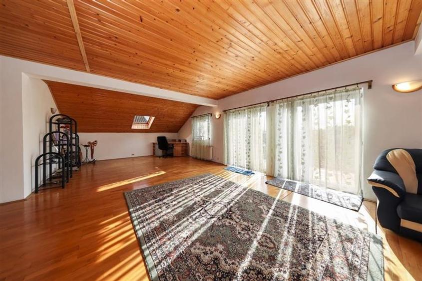 Vanzare Casa zona Tractorul, teren aferent 700 mp - 11