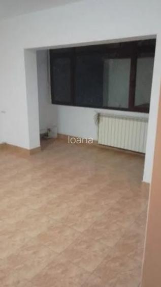 Vitan Mall Metrou DRISTOR bl MIXT reabilitat,decomandata, p/4,balcon,AC,mobilata