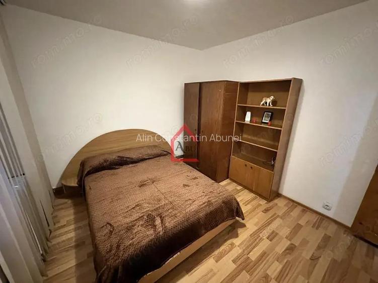 Apartament 2 camere decomandat, zona Canta