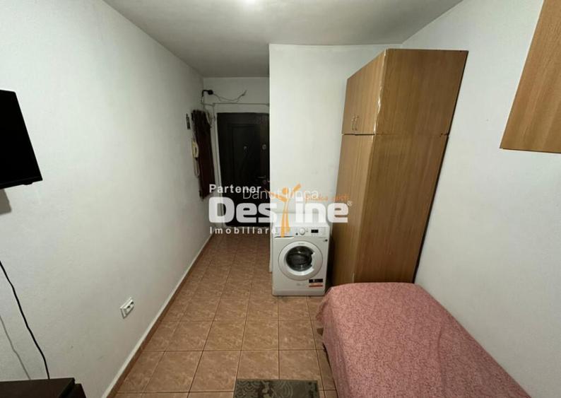 Pia?a Nicolina - Garsoniera 11mp, AC, mobilata investi?i