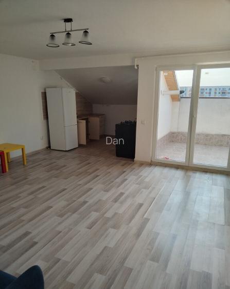 De inchiriat apartament 2 camere Tractorul, str. Nicolae Labis. De inchiriat apartament 2 camere Tractorul, str. Nicolae Labis.