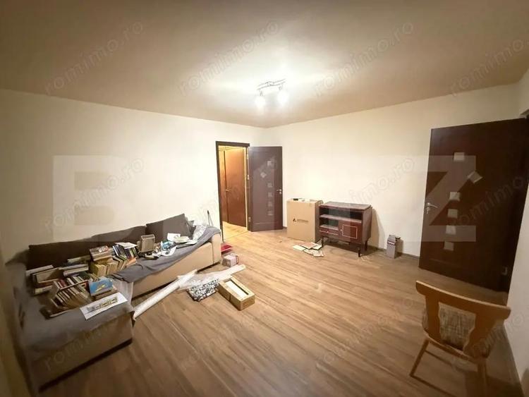 Apartament 2 camere semidecomandat, 50 mp, zona Nanterre - 1