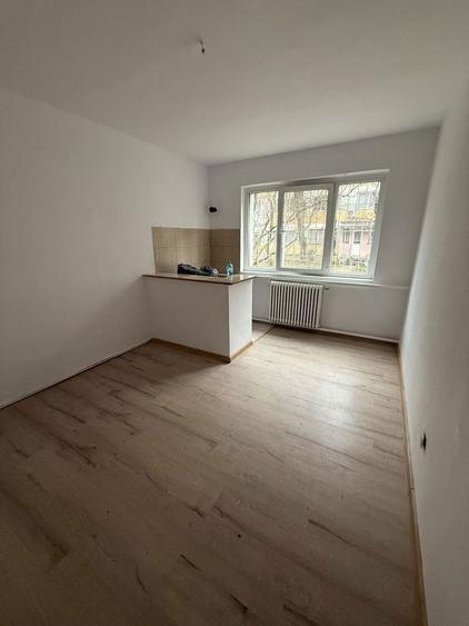 PROPRIETAR Garsoniera 22 mp Calea Buziasului 33.000 - 7