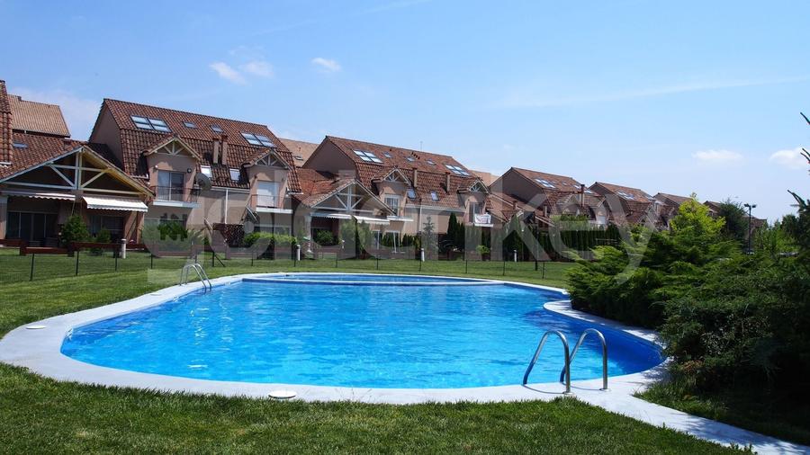 Casă cu 7 camere cu Piscina în Pipera