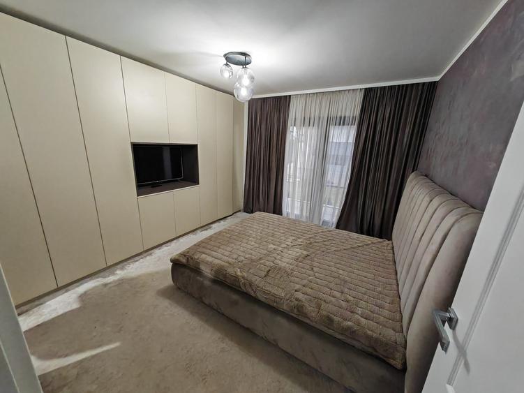 Gata de mutare - mobilata si utilata - str asfaltata - iaz cu pesti - 4 camere - 13