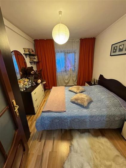 Apartament 3 camere, etaj 3 , zona Liceul Pedagogic, mobilat - 10