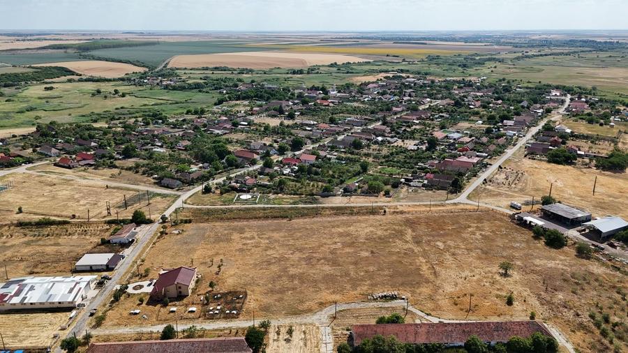 Teren Intravilan, Barateaz-Satchinez - 11