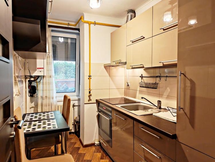 Apartament cu 2 camere decomandat în Brotăcei