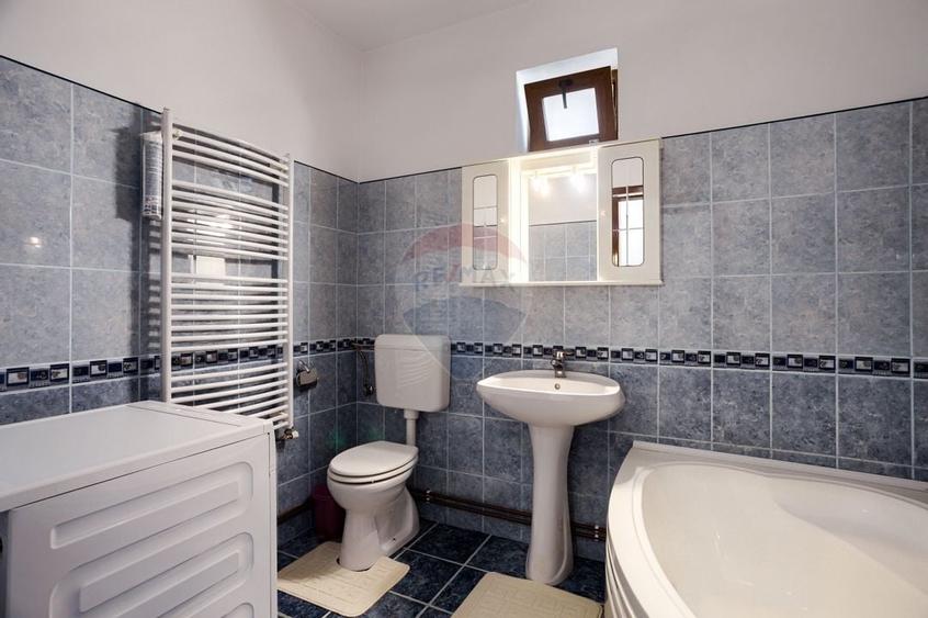 Casă cochetă de vânzare, teren 954 mp, posibil parcelare, în Subcetate - 14